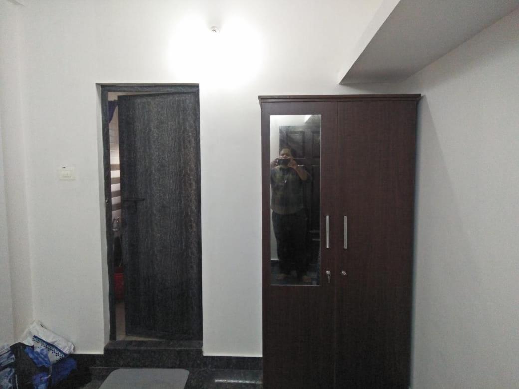 Coral Homes Коччи Номер фото